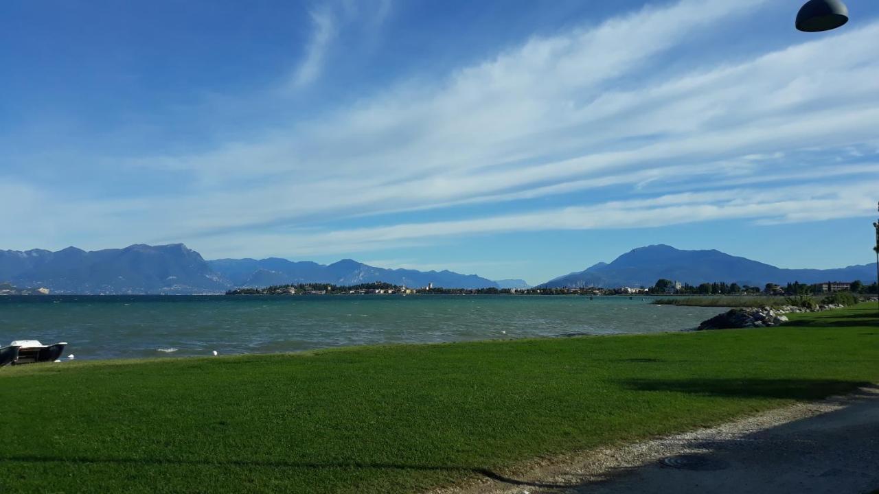 Villetta Daniela - A Due Passi Dalla Spiaggia Sirmione Dış mekan fotoğraf